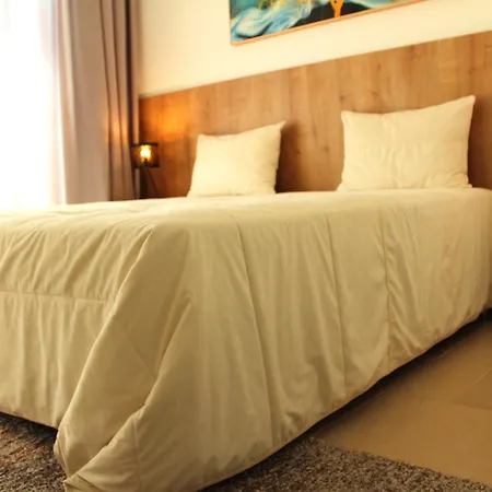 Rito Hall Da Serra 4* Leiria