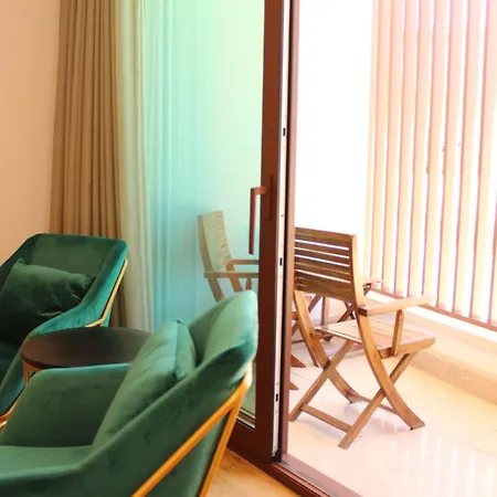 Rito Hall Da Serra * Leiria