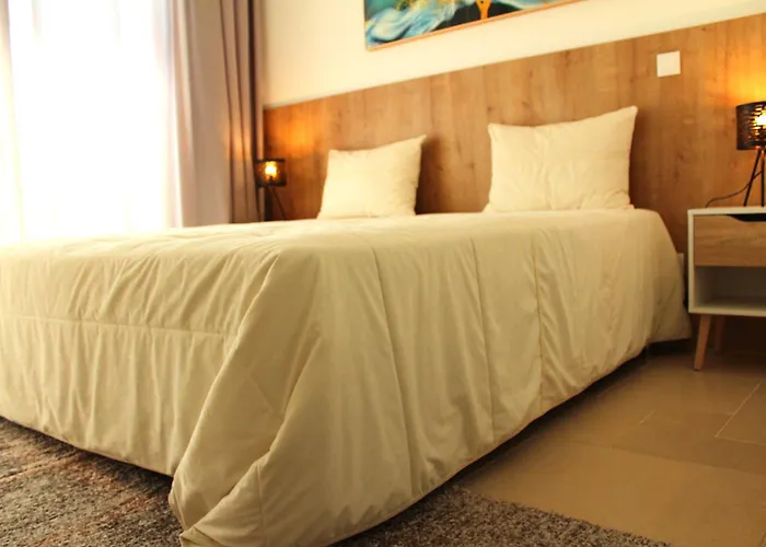 Rito Hall Da Serra 4* Leiria