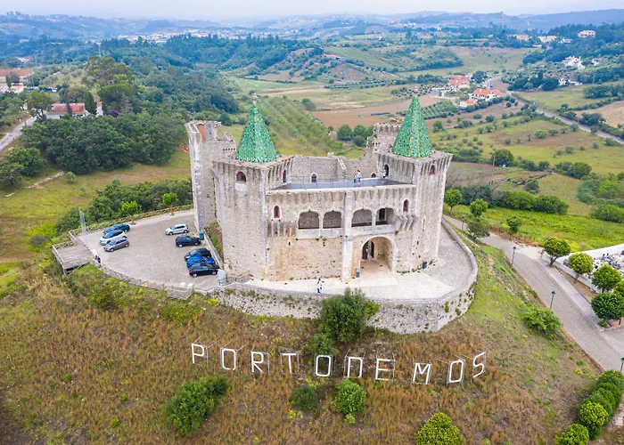 Rito Hall Da Serra 4* Leiria